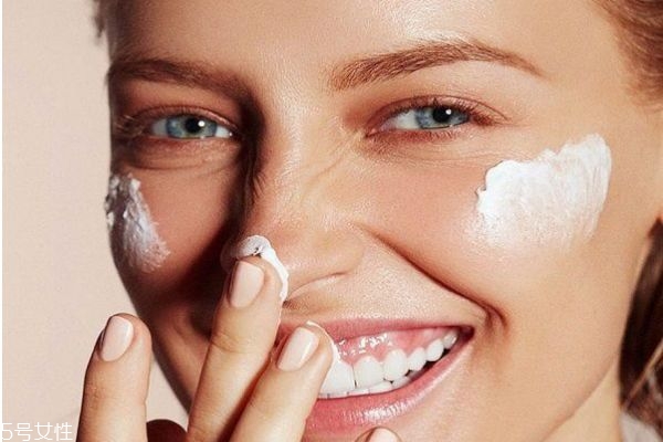 什么护肤品牌子好用,有没有好用的护肤品推荐一下