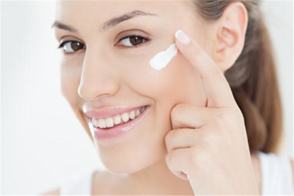 不擦护肤品的皮肤好吗,不擦护肤品皮肤反而更好 不擦护肤品的皮肤好吗,不擦护肤品皮肤反而更好