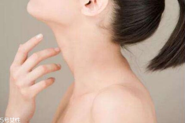 颈纹如何有效消除,如何消除颈纹最有效的方法