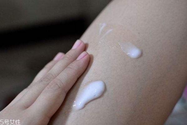 身体乳有什么用处,身体乳的好处和坏处 身体乳有什么用处,身体乳的好处和坏处