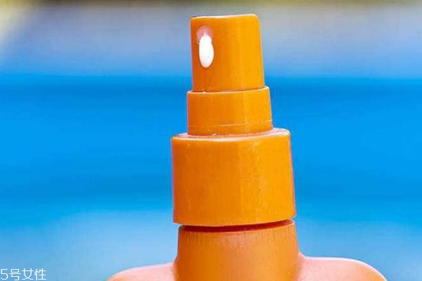防晒霜呛眼睛怎么回事,防晒霜辣眼睛怎么办