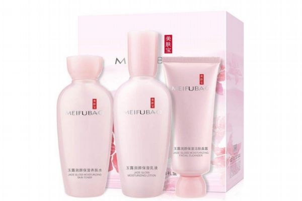 美肤宝保湿补水系列,美肤宝使用套装步骤 美肤宝保湿补水系列,美肤宝使用套装步骤