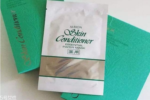 早上和晚上敷面膜哪个效果好,面膜是晚上敷还是早上敷效果好呢