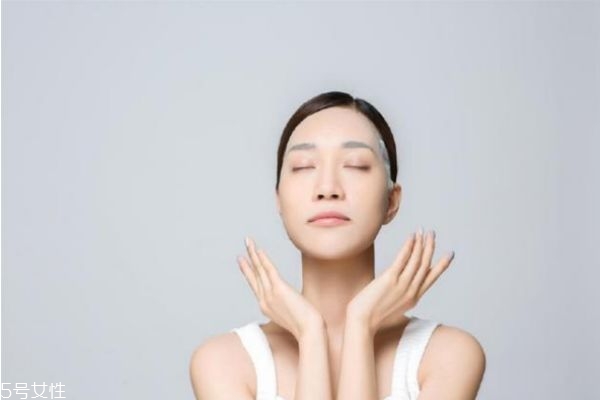 天天敷面膜可以淡斑吗,经常敷面膜脸上的斑可以消除吗 天天敷面膜可以淡斑吗,经常敷面膜脸上的斑可以消除吗