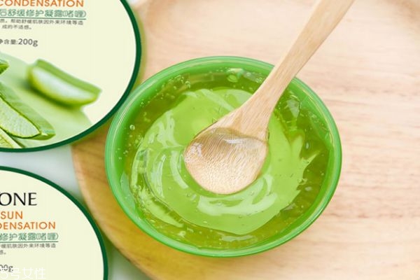 芦荟胶的作用和功效,芦荟胶有用吗 芦荟胶的作用和功效,芦荟胶有用吗