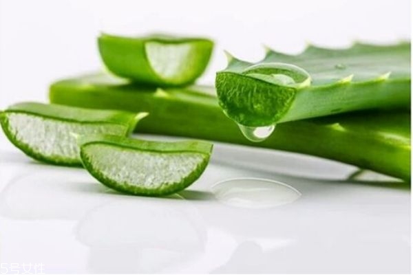芦荟胶囊治便秘吗副作用是什么,芦荟胶副作用例子 芦荟胶囊治便秘吗副作用是什么,芦荟胶副作用例子