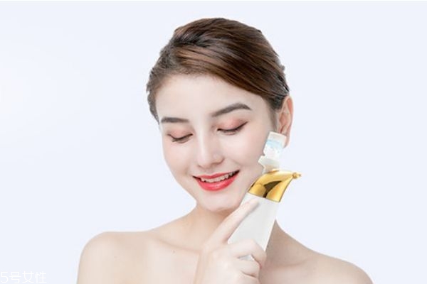 乳液和露有什么不同,乳液和露的区别