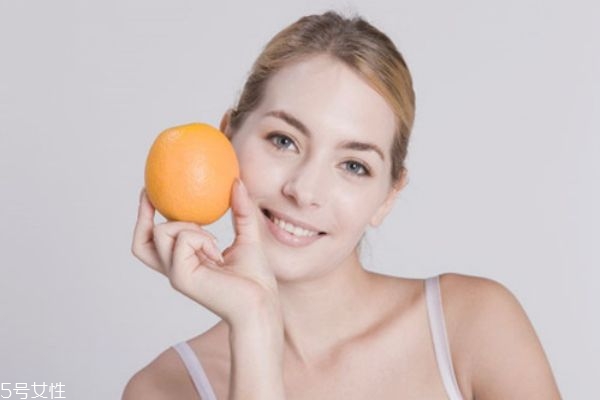 烟酰胺可以和酸用吗,烟酰胺可以和果酸一起用吗