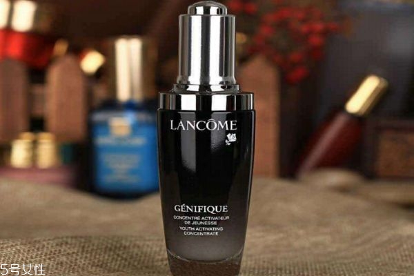 肌底液能代替精华吗,用肌底液还需要用精华液吗