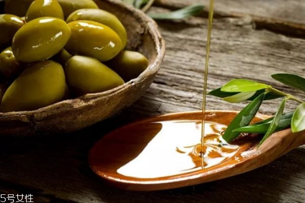 用橄榄油按摩之后需要洗吗,橄榄油可以用来按摩吗