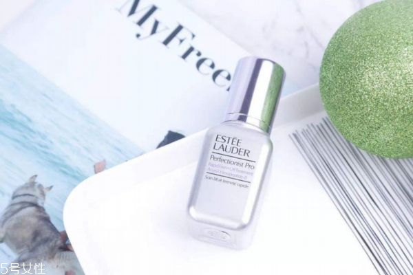 雅诗兰黛线雕精华适合什么肤质用?,雅诗兰黛精华和线雕精华哪个好 雅诗兰黛线雕精华适合什么肤质用?,雅诗兰黛精华和线雕精华哪个好