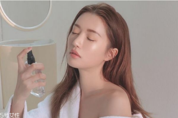 微晶焕活精华好用吗,微晶焕活清肌精华效果怎么样?如何使用? 微晶焕活精华好用吗,微晶焕活清肌精华效果怎么样?如何使用?