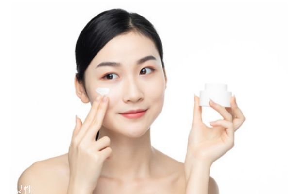 水乳之后直接用气垫可以吗,水乳后可以直接用气垫吗