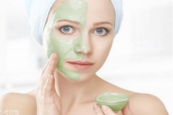 清洁面膜可以代替去角质产品吗,去了角质还能用清洁面膜吗