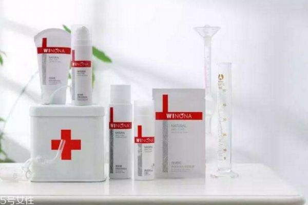 薇诺娜精华液的正确使用方法,薇诺娜护肤品使用顺序