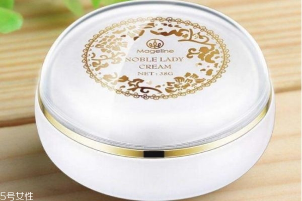 用麦吉丽贵妇膏要卸妆吗,麦吉丽贵妇膏用卸妆吗?