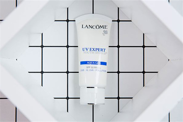 用过兰蔻小白管的都来说说好不好,兰蔻小白管成分