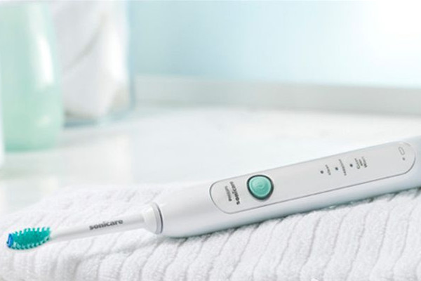 电动牙刷有什么坏处吗,电动牙刷的好处和危害