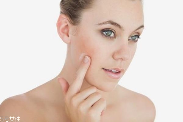 哪些护肤品不能混搭,护肤品混搭用好吗