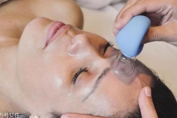 面部拔罐的作用和功效,面部拔罐的作用