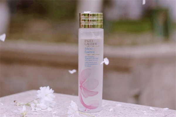 雅诗兰黛樱花微精华使用方法,雅诗兰黛樱花微精华成分