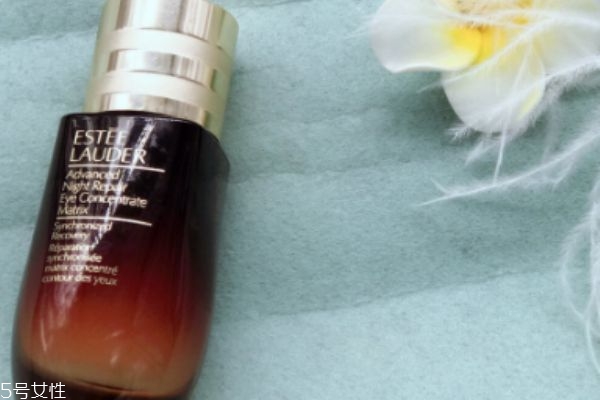 雅诗兰黛二合一眼部精华怎么用,雅诗兰黛二合一眼部精华怎么用完