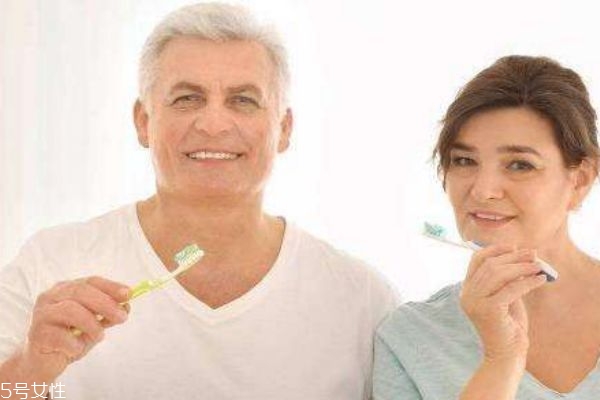 孕妇可以用洗牙粉吗?,孕妇可以用牙粉吗