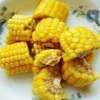 胡萝卜玉米排骨汤做法步骤,胡萝卜玉米排骨汤做法教程