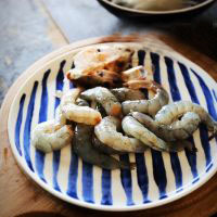 五十岁女人适合什么牌子护肤品,五十岁的女人用什么护肤品比较好