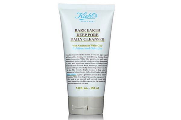 用什么洗面奶清洁毛孔堵塞,脸上毛孔粗大用什么洗面奶