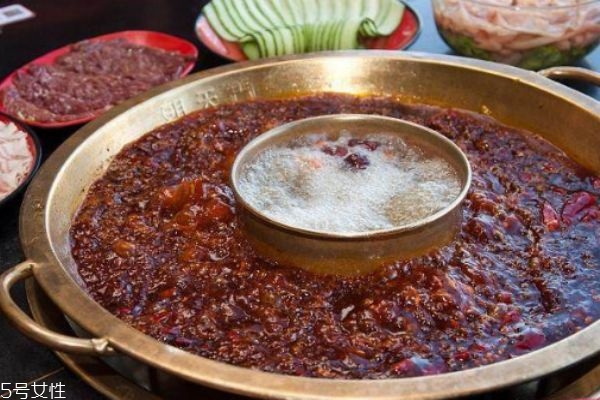 火锅一共有多少种,火锅几个人吃 火锅一共有多少种,火锅几个人吃