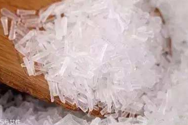 味精用咸不用甜,味精是咸的还是甜的