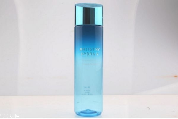 先用乳液还是精华,先擦水还是乳还是精华液