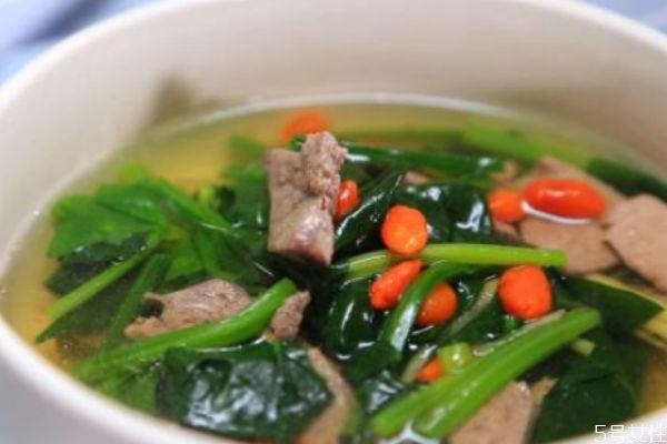 产妇吃猪肝汤怎么做,产后喝猪肝汤