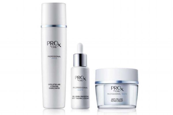 精华液能涂眼部吗,精华液可以涂抹眼部吗 精华液能涂眼部吗,精华液可以涂抹眼部吗