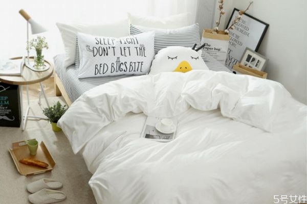 不换床单会导致长痘吗,每天换床单