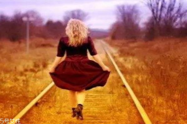 什么是花心的人,花心的女人都有什么表现? 什么是花心的人,花心的女人都有什么表现?