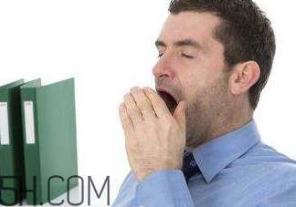 为什么甲状腺会出问题,甲状腺有问题会出现什么情况