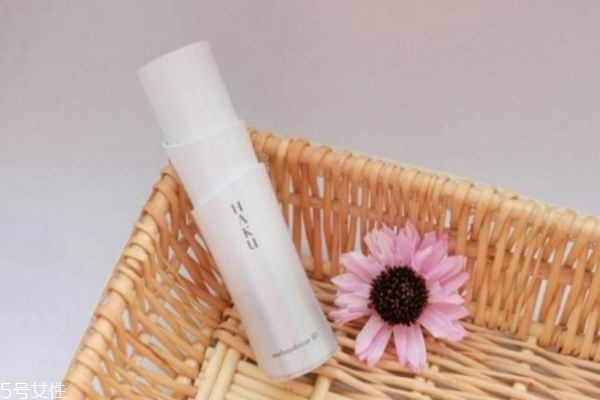 传明酸精华可以白天用吗,传明酸精华为什么不能晚上用 传明酸精华可以白天用吗,传明酸精华为什么不能晚上用