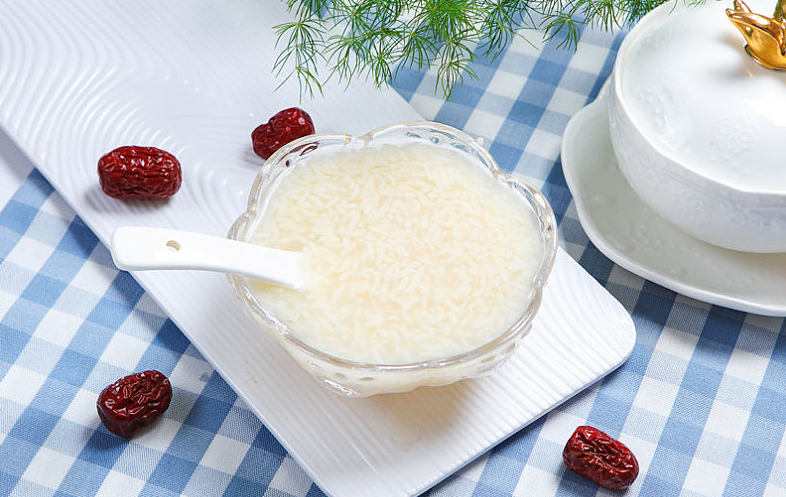 女人吃醪糟功效和作用,醪糟对女人功效和作用