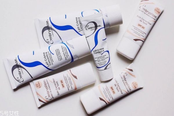 法国大宝深蓝色和浅蓝色的区别,法国大宝深蓝和浅蓝哪个好