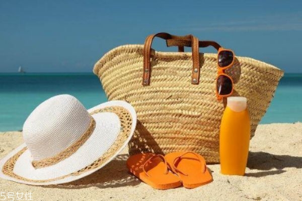 防晒霜用在哪个步骤,化妆防晒霜是在哪个步骤涂 防晒霜用在哪个步骤,化妆防晒霜是在哪个步骤涂