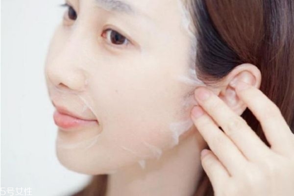 面膜敷了还需要擦水乳吗,面膜敷完还要擦水乳吗
