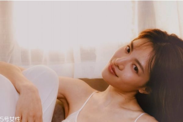 早晚护肤的正确步骤以及做法,早晚护肤步骤的先后顺序