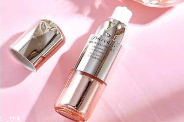 熬夜黑眼圈用什么眼霜效果好,熬夜用什么眼霜比较好