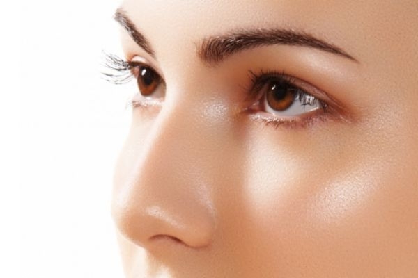 眼角突然长皱纹怎么回事,眼角长皱纹怎么办