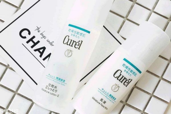 学生平价水乳推荐,大学生用什么样的水乳比较好 学生平价水乳推荐,大学生用什么样的水乳比较好