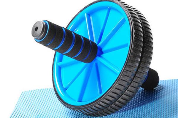 腹肌轮能练胸肌吗?,健腹轮能练胸肌吗