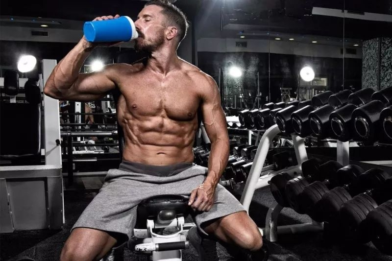 先纠正体态还是先增肌,增肌期是什么意思