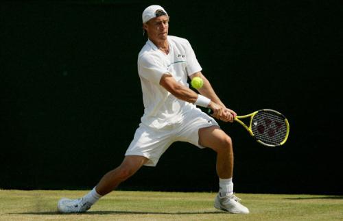 打篮球如何防止受伤,如何预防网球肘发生